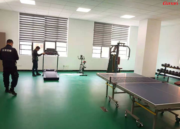 公安局白云区分局综合办证厅健身房案列